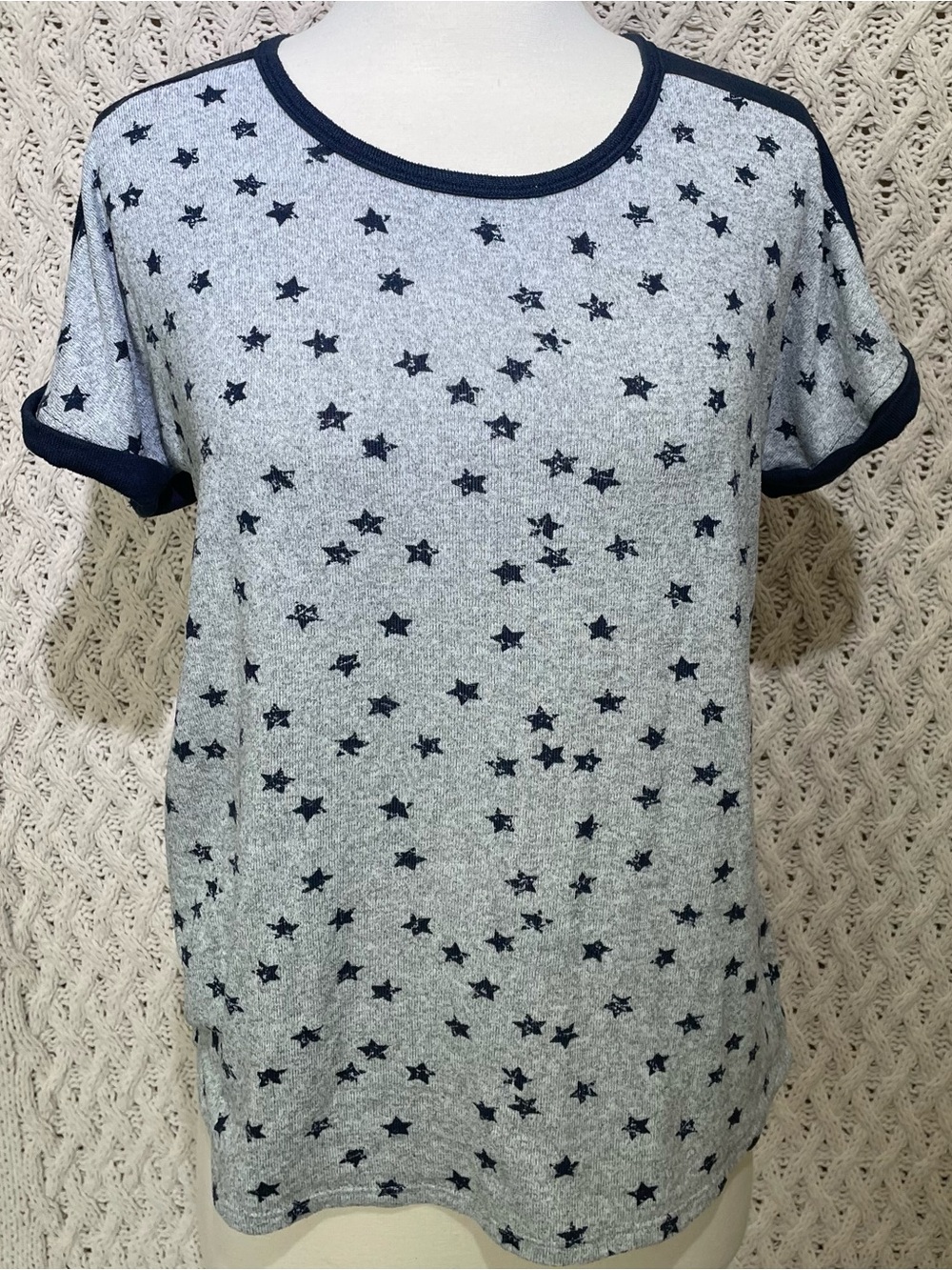 Lucky Brand  Woman Gray Star Print Short Sleeve Pajama Top with Navy Trim size S